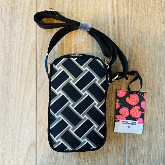 DVF for Target Cellphone Holder Crossbody Bag Vintage Weave Neutral - Picture 6 of 9